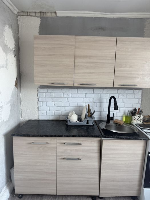 Продаю кухонный гарнитур