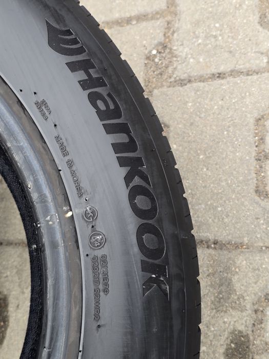 235 60 18 Hankook