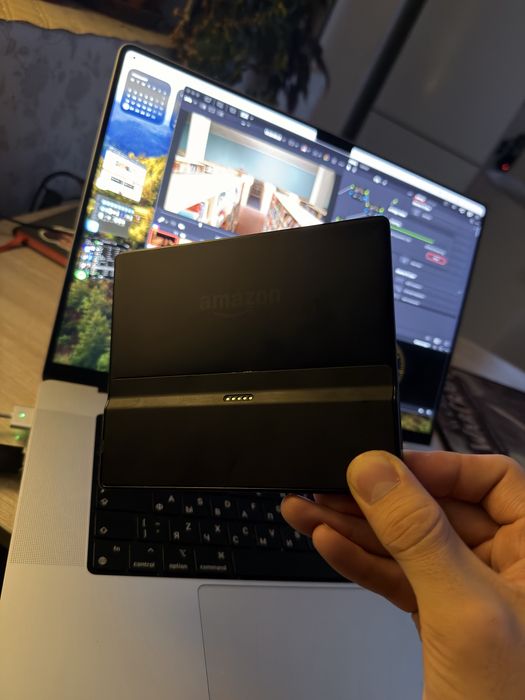 продам kindle oasis 8 wifi+3g