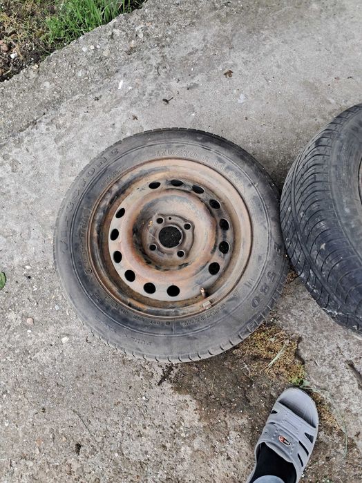 Стоманени джанти с гуми за Опел