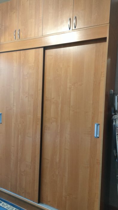 Мебель срочно продам