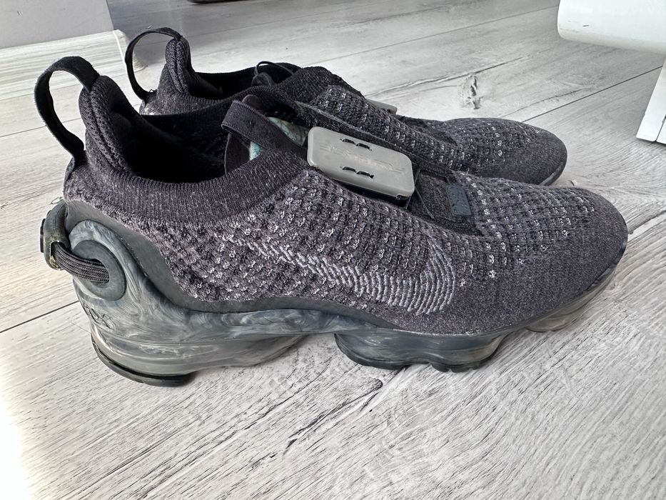 Оригинални маратонки Nike Air VaporMax Flyknit – Унисекс модел, 38,5 номер, черен цвят
