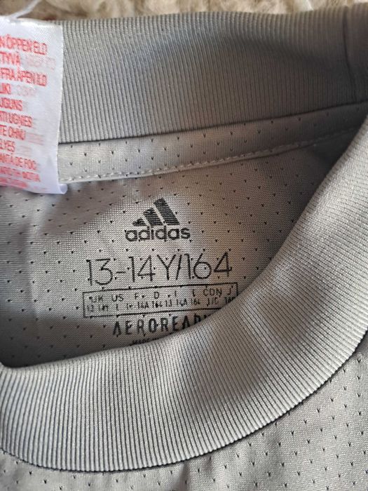 Tricou adidas nou