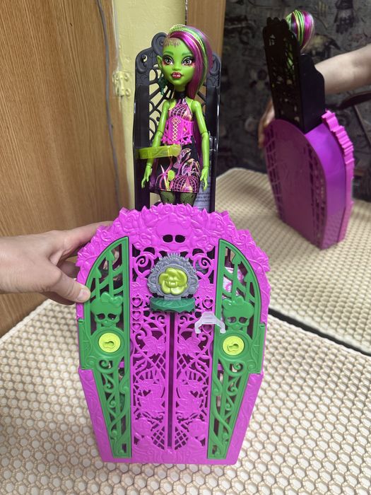 Продам куклу  монстр хай!