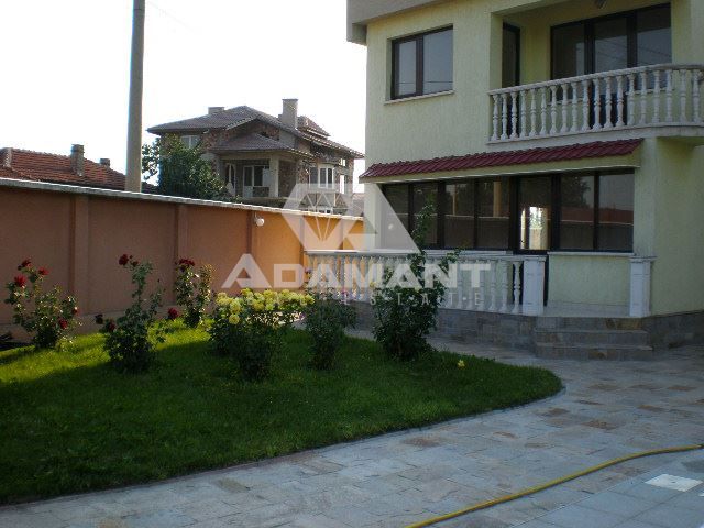 Продава се Къща в София, Връбница 1 - 630 кв.м за 1340 €/кв.м - Снимка #11