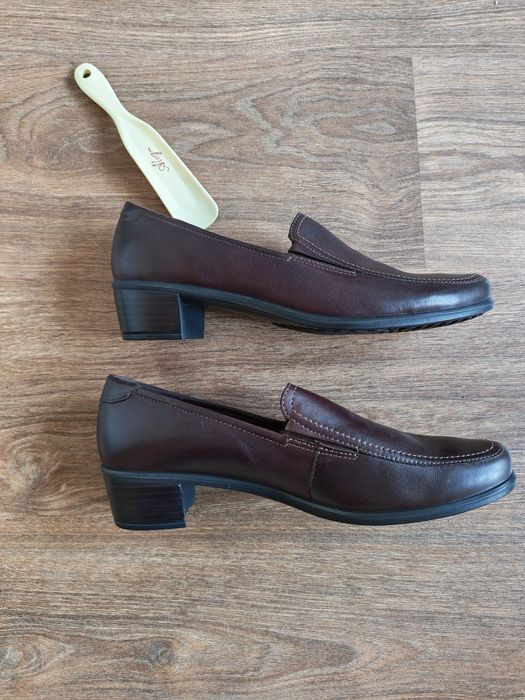 Обувки - естествен кожа - Ecco