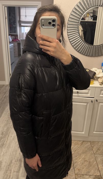 Продаю зимнюю куртку