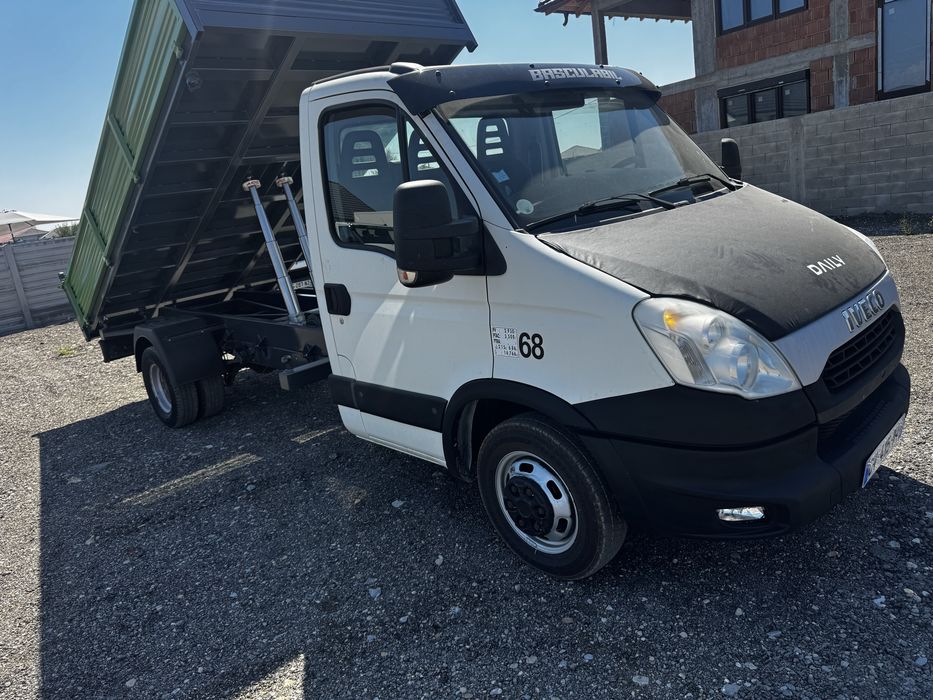 Iveco basculabil pe 3 parti