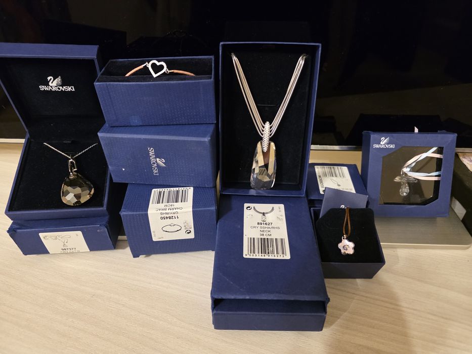 Swarovski колие ново