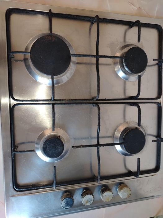 Продам газовую плиту, в таком состояние как на фото, б/у.