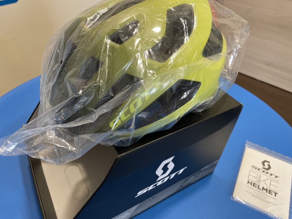 Vând cască MTB Scott ARX Plus - mărimea L (produs sigilat)