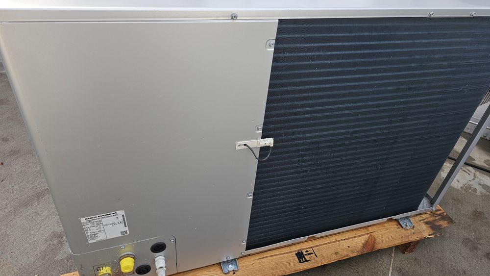 Нова термопомпа Daikin Altherma  16kw EDLA16 трифазна