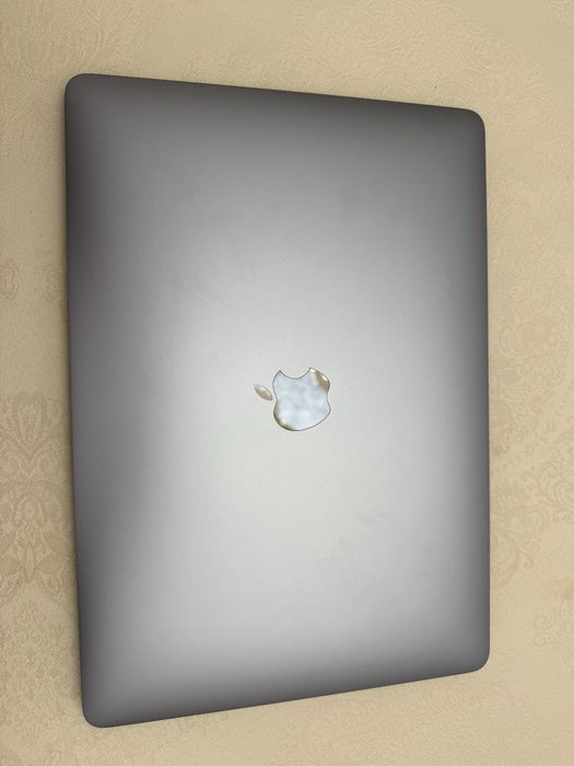 Ноутбук macbook air m1 8/256