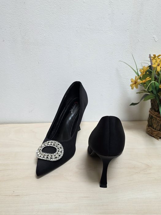 Pantofi eleganți 41