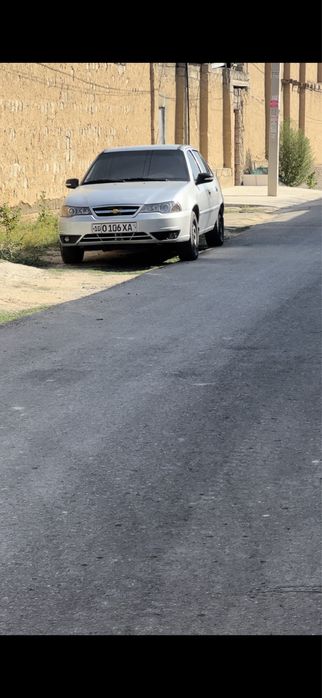 Sro’chni sotladi Nexia 2. 6200$. 2015 yill zo’r moshina nexia2  1.6