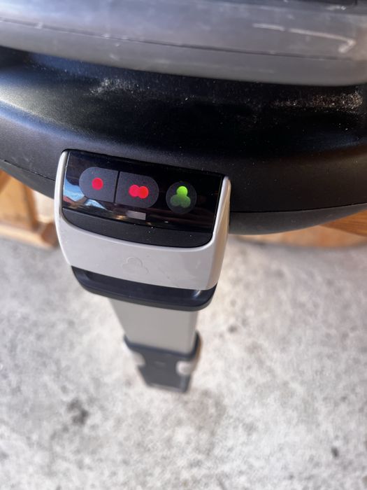 Scoica auto  maxicosi pebble cu baza izofix