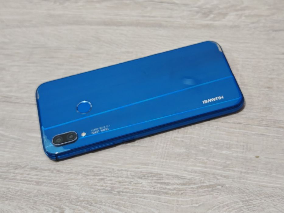 Huawei P20 lite память 64гб
