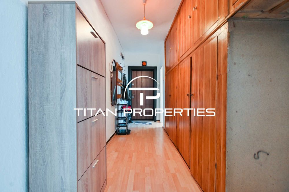 Дава се под наем Тристаен апартамент в София, Младост 1 - 96 кв.м за 612 € - Снимка #11