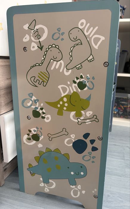 Детска етажерка Dino