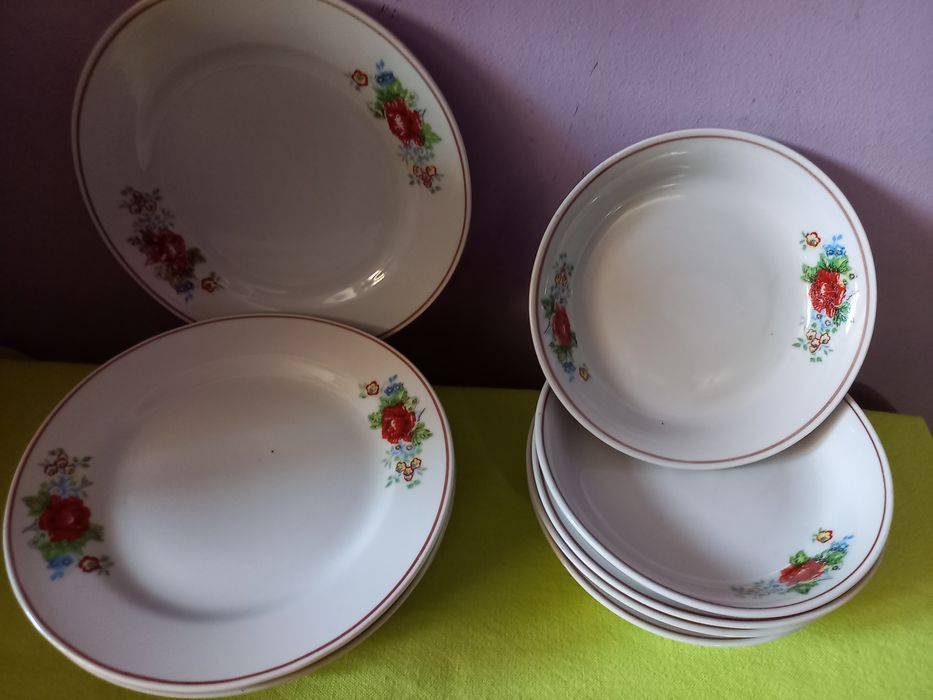 Vând Set Farfuri 11 Piese