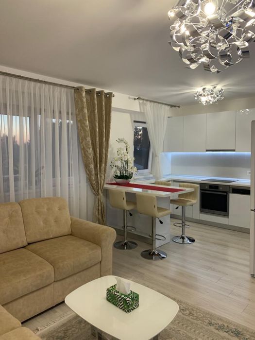 Langa rest.Marty ap2 cam. inchiriez/schimb/vand in Oradea