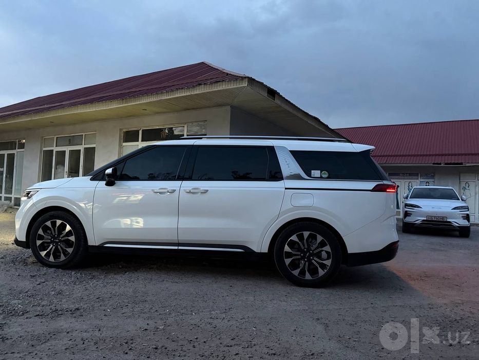 Kia carnival 2023-yil 66000km