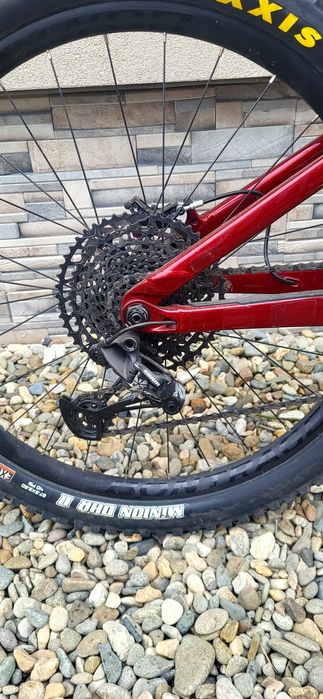 Vând bicicleta Trek Remedy  7