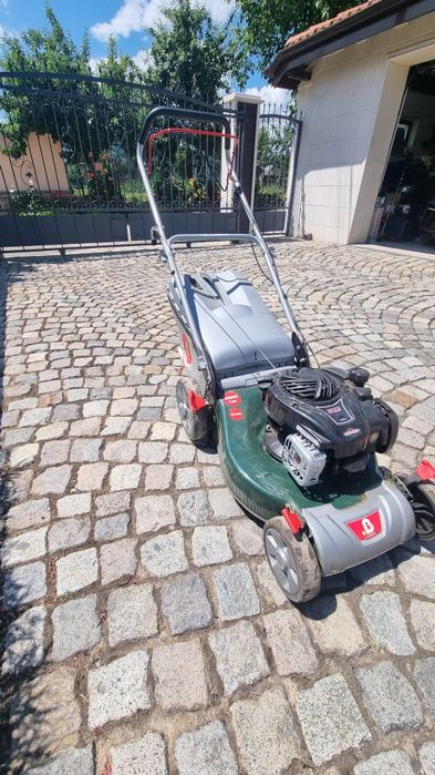 Бензинова  косачка BRIGGS & STRATTON 500E