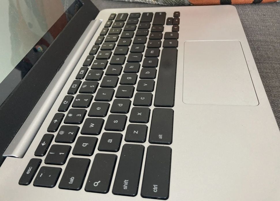 Лаптоп Asus c200m 11.6"