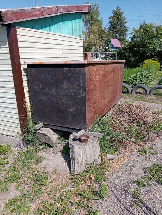 Продам бак срочно