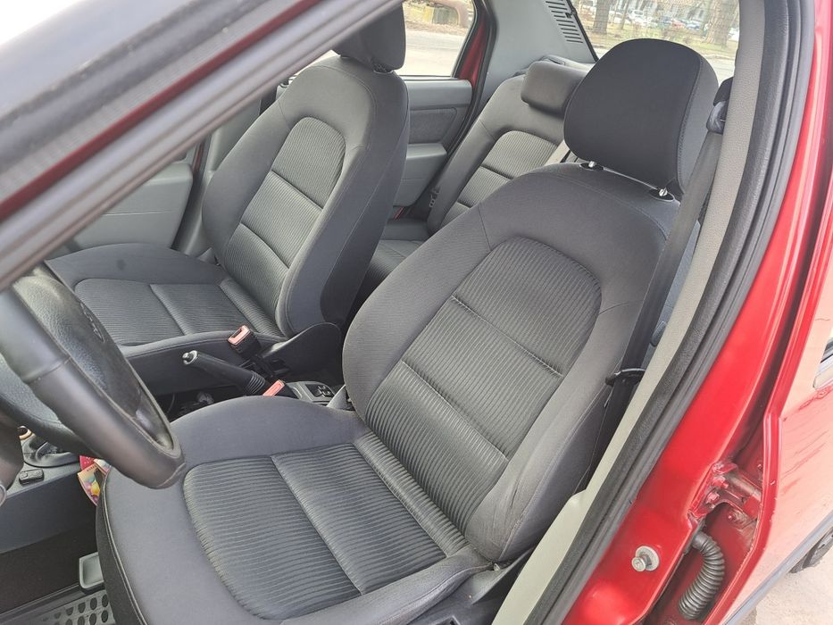 Vand dacia logan 1.4 full si gaz