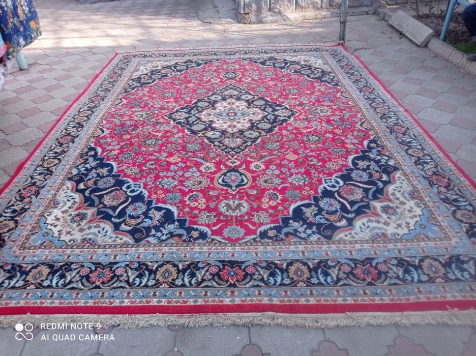 Продам ковры в отличном состоянии