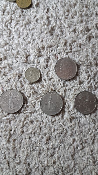 Монета СССР 1 рубль, продам.