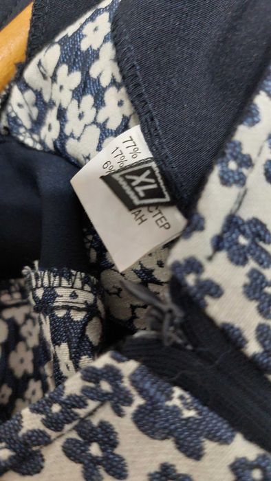 Официална рокляя