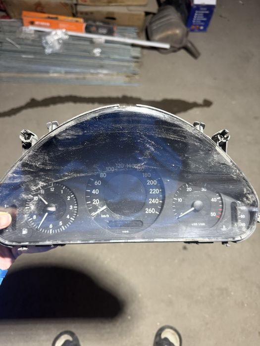 Приборка на w211