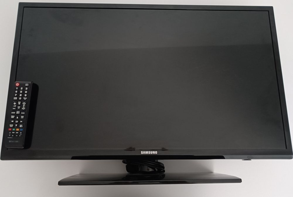 Televizoare funcționale și defecte