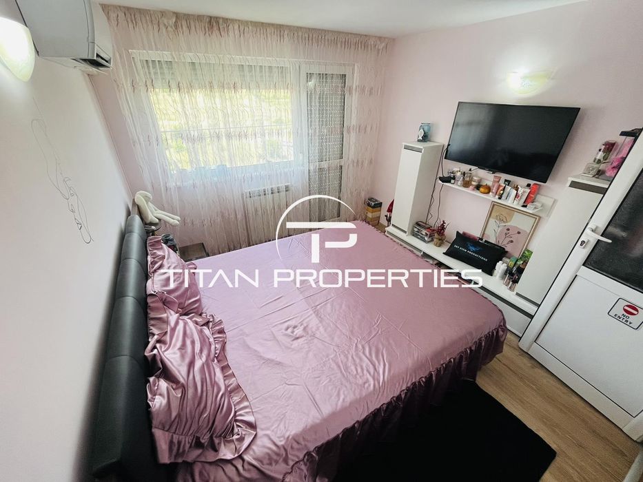 Продава се Четиристаен апартамент в Бургас, Меден рудник - зона Г - 160 кв.м за 963 €/кв.м - Снимка #5