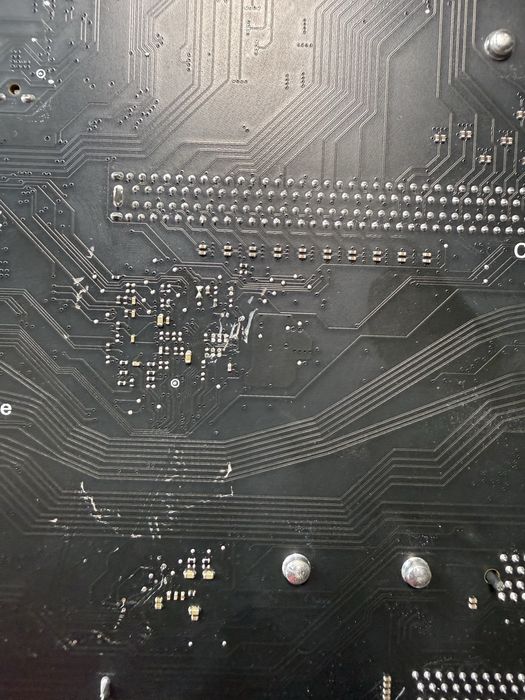 MSI PRO B650-S WIFI AM5 – 3 pini îndoiți – Pentru reparat