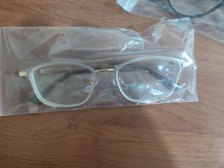 Продам очки от зрения
