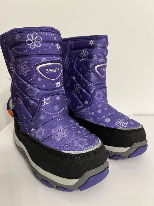 Продам детскую обувь