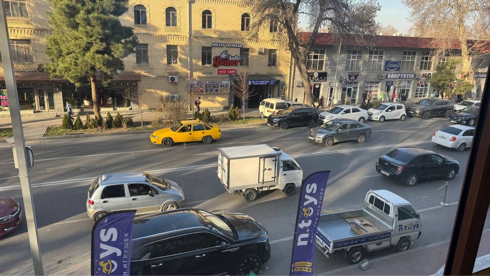 Сдается помещение под магазин в тц “NURAFSHON“