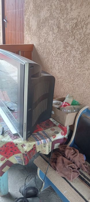 продам телевизор самсунг