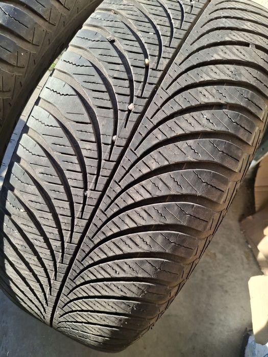 2 Anvelope All season 255 55 r19 Goodyear