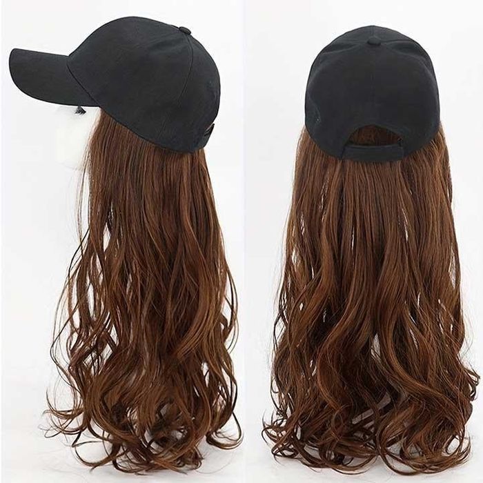 Парик кепка с длинными волосами.