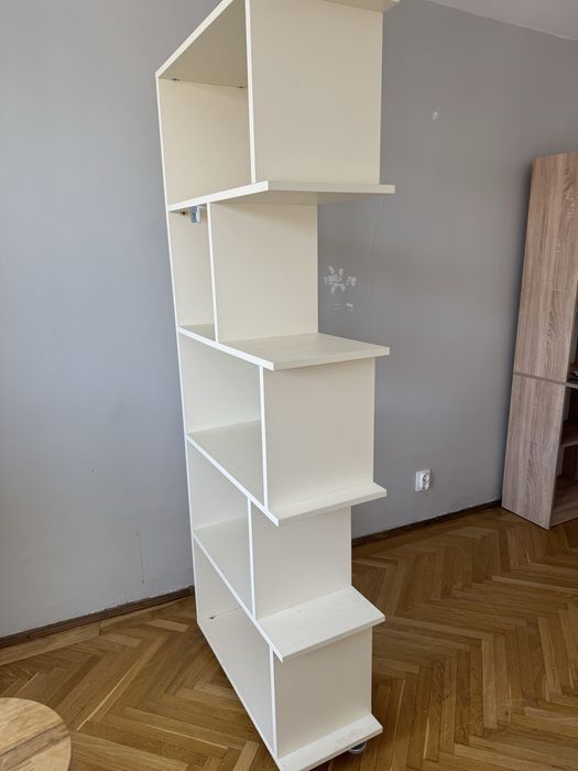 Corpuri biblioteca