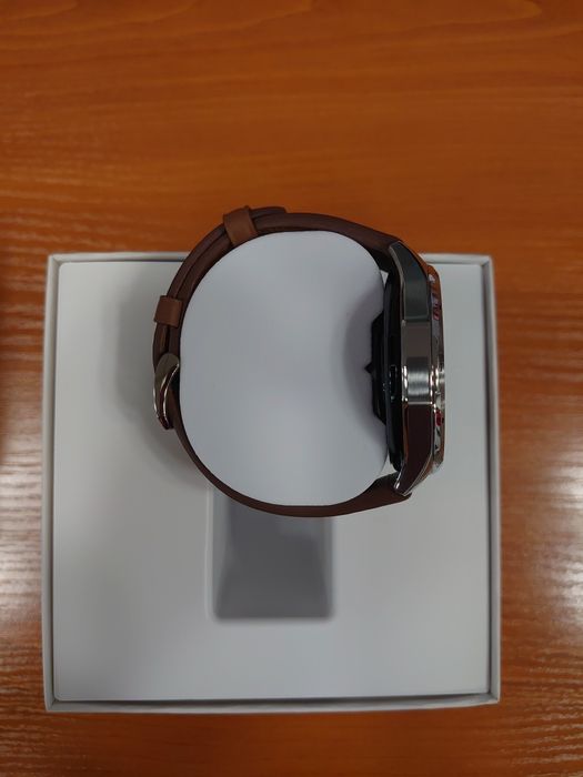 Смарт часовник Honor watch 6