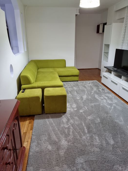 Închiriez apartament cu 3  camere
