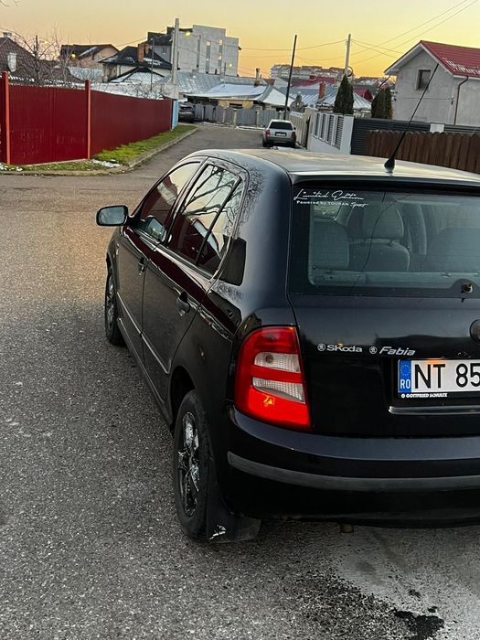 Vând SKODA Fabia