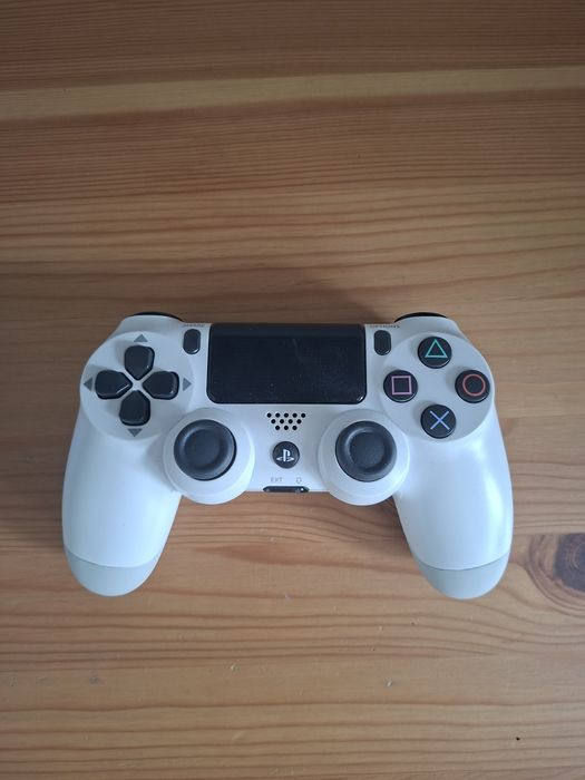 Dualshock 4 с коробкой