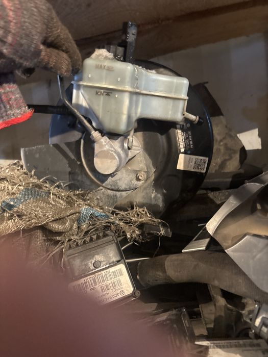 Пассат б6 тормозной ваакум в сборе